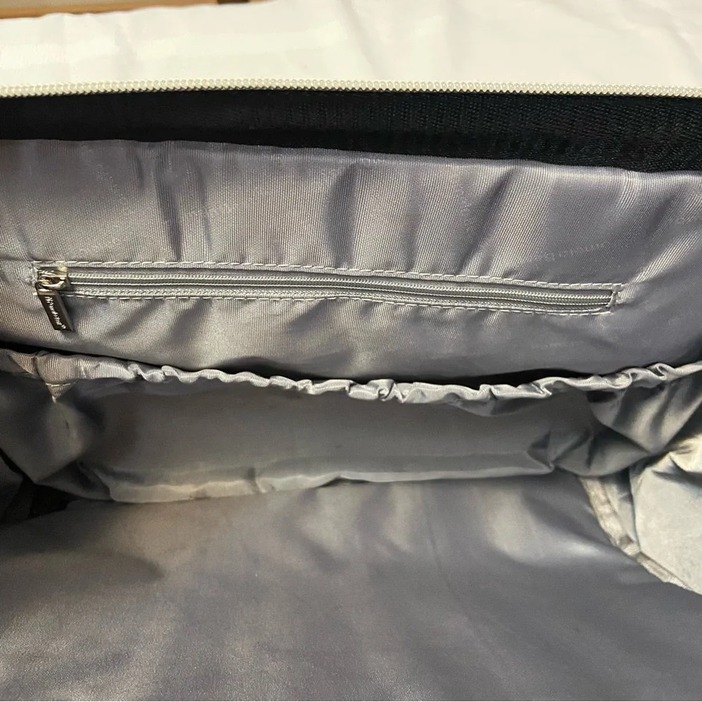 Diaper Bag -Shoulder Strap and Changing Pad by Pomelo Best- Excellent Condition